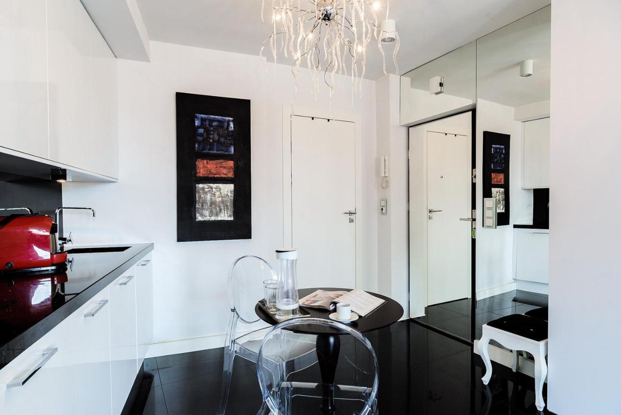 Luxury Apartment In The Old Town وارسو المظهر الخارجي الصورة