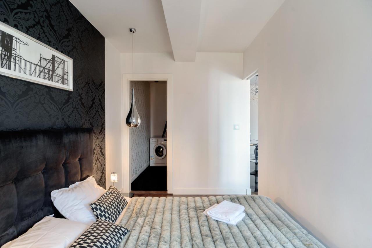 Luxury Apartment In The Old Town وارسو المظهر الخارجي الصورة